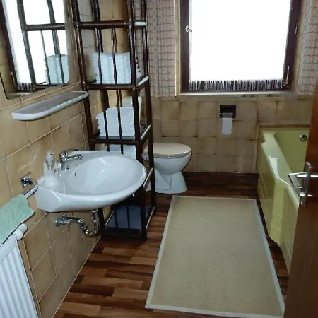 Апартаменты Grosse Ferienwohnung In Weihermuhle